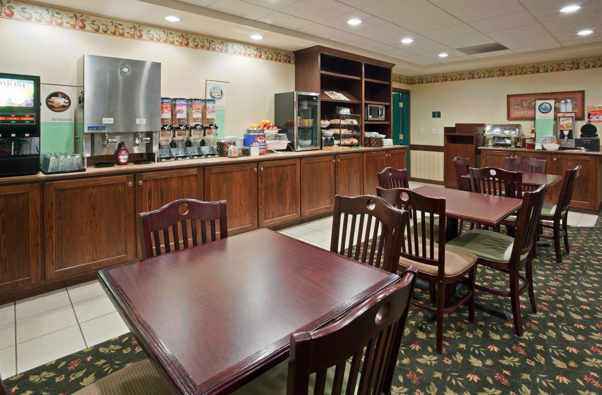Country Inn & Suites By Radisson, St Cloud East, Mn Saint Cloud Exterior photo